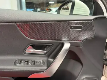Mercedes-Benz A200d