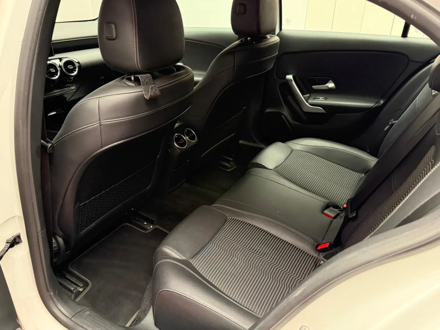 Mercedes-Benz A200d