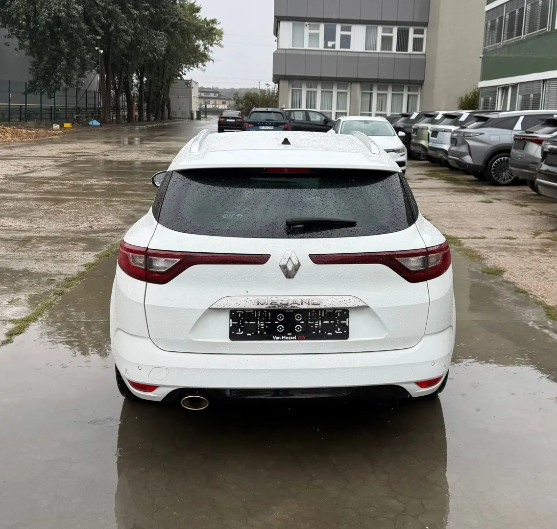RENAULT MEGANE GRANDTOUR 1.3Tce BOSE EDITION
