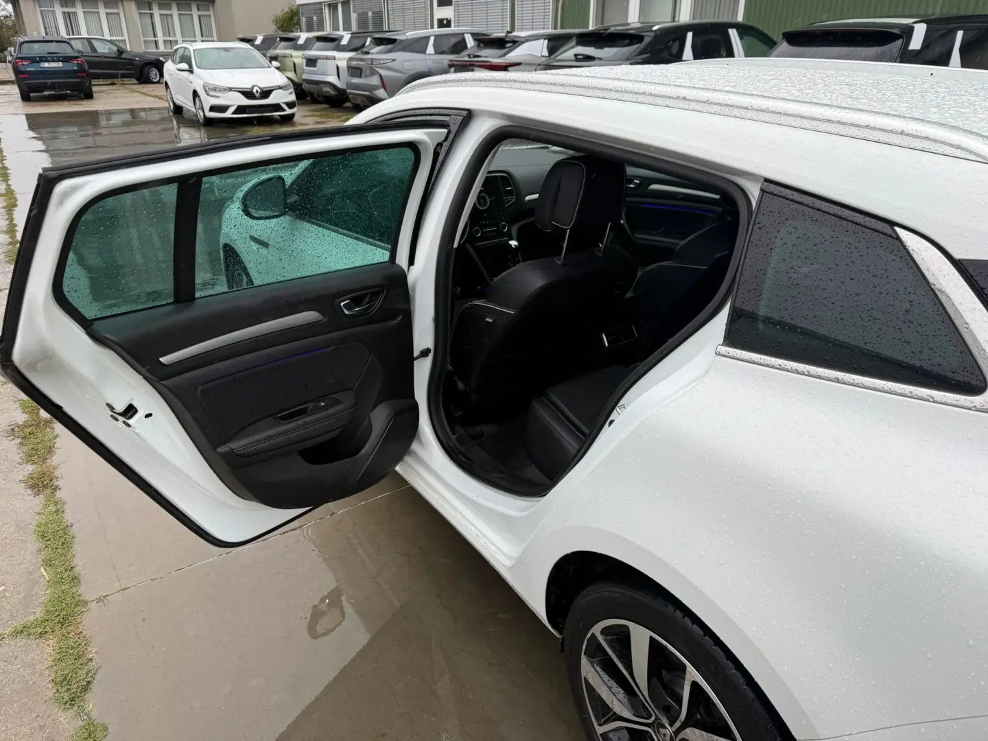 RENAULT MEGANE GRANDTOUR 1.3Tce BOSE EDITION