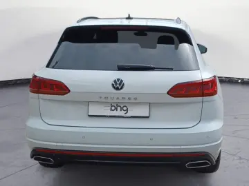 Touareg 3.0 V6 TDI 4Motion DPF Aut. R-Line *Matr