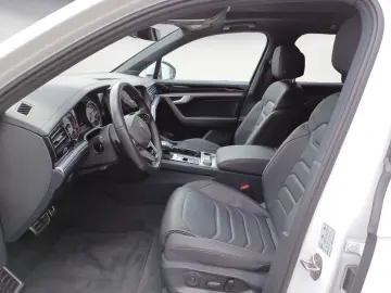 Touareg 3.0 V6 TDI 4Motion DPF Aut. R-Line *Matr