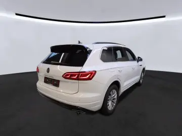 Touareg 3.0 V6 TDI 4Motion DPF Aut. R-Line *Matr