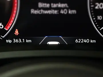 Touareg 2x R-Line Black Style Luft AHK STHZ Pano