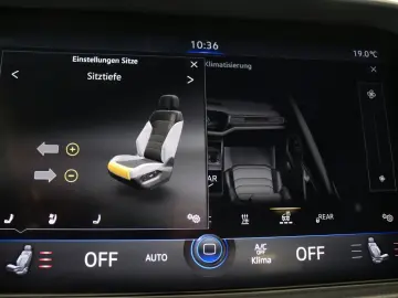 Touareg 2x R-Line Black Style Luft AHK STHZ Pano
