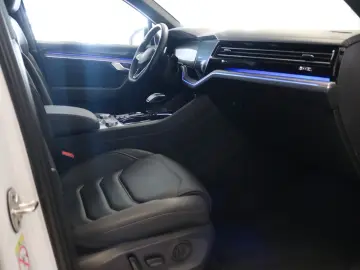 Touareg 2x R-Line Black Style Luft AHK STHZ Pano