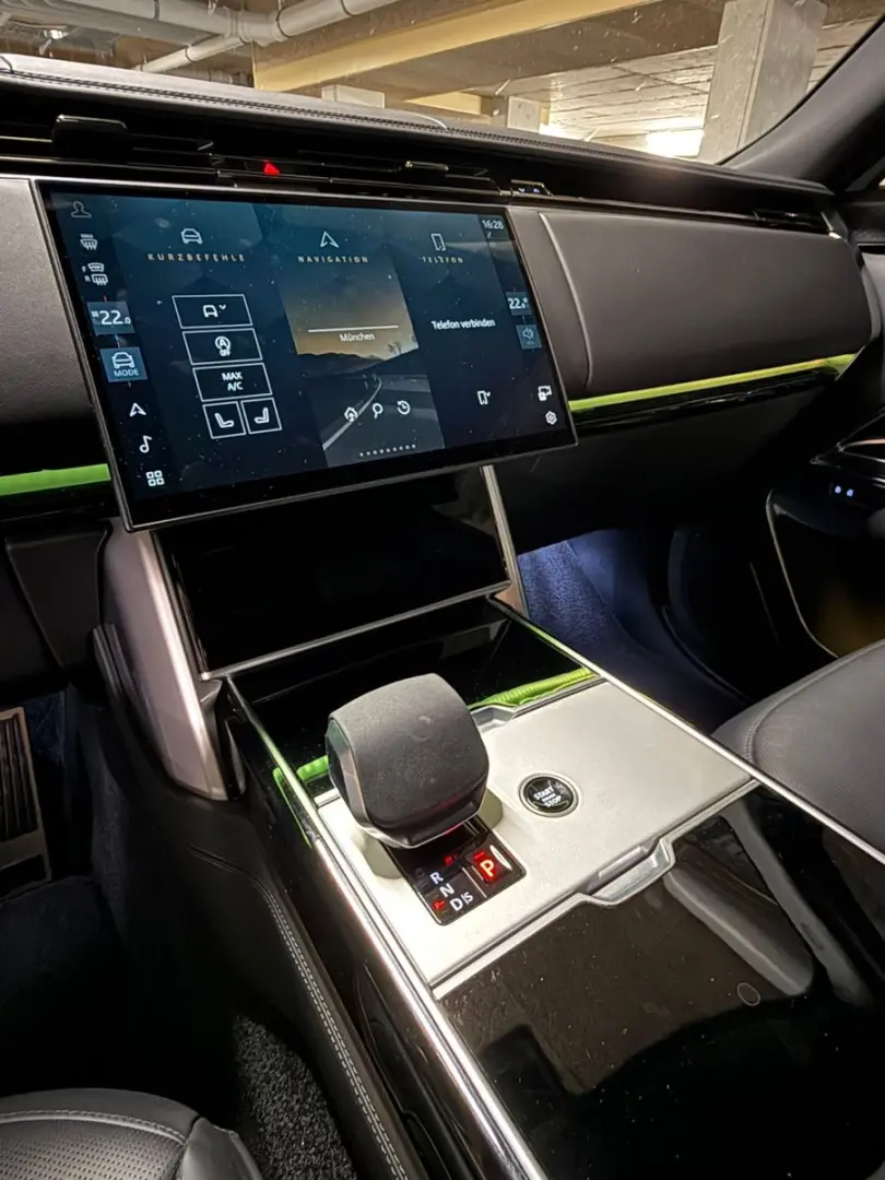 Range Rover D350 PHEV Autobiography SWB
