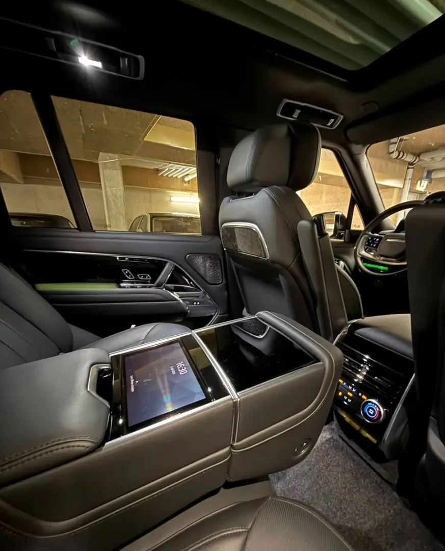 Range Rover D350 PHEV Autobiography SWB