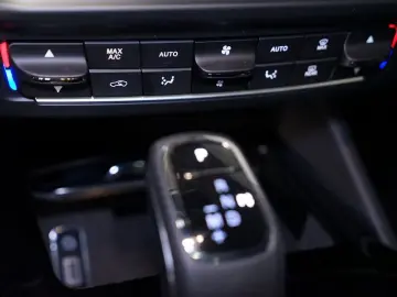 Levante 330 MHEV GT Aut*ACC*LED*Pano*RFK*LEDER*N