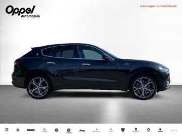Levante GT Hybrid MY22 SPORTPAKET / FAHRASSIST+