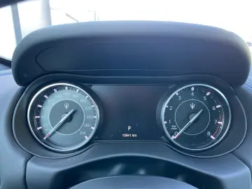 Levante GT Hybrid MY22 SPORTPAKET / FAHRASSIST+