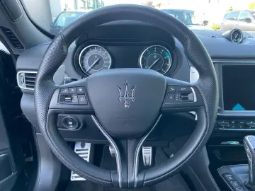 Levante GT Hybrid MY22 SPORTPAKET / FAHRASSIST+