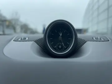 Levante Modena S 430PS Bianco&Nero/Top-Options