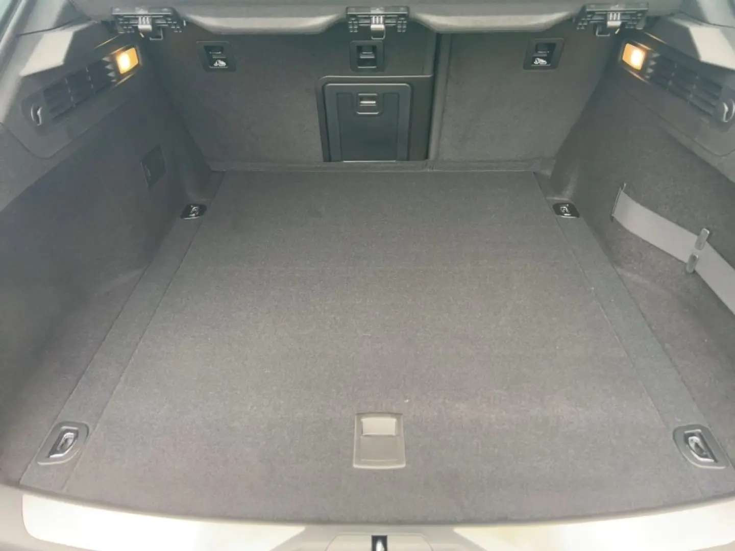 Levante Modena S 430PS Bianco&Nero/Top-Options