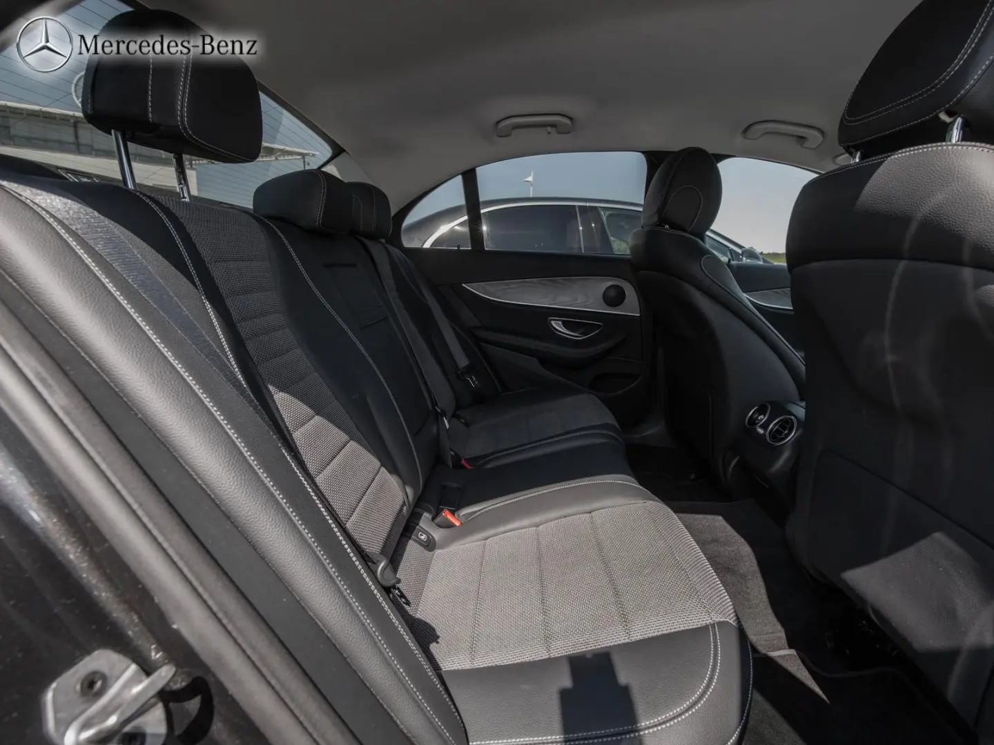 E 220 d Limousine Avantgarde Sitzkomfort+LED+