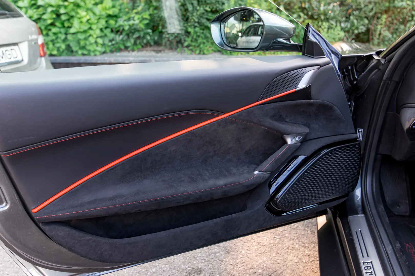 Ferrari Roma 2022 Passanger Display
