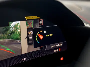 Ferrari Roma 2022 Passanger Display