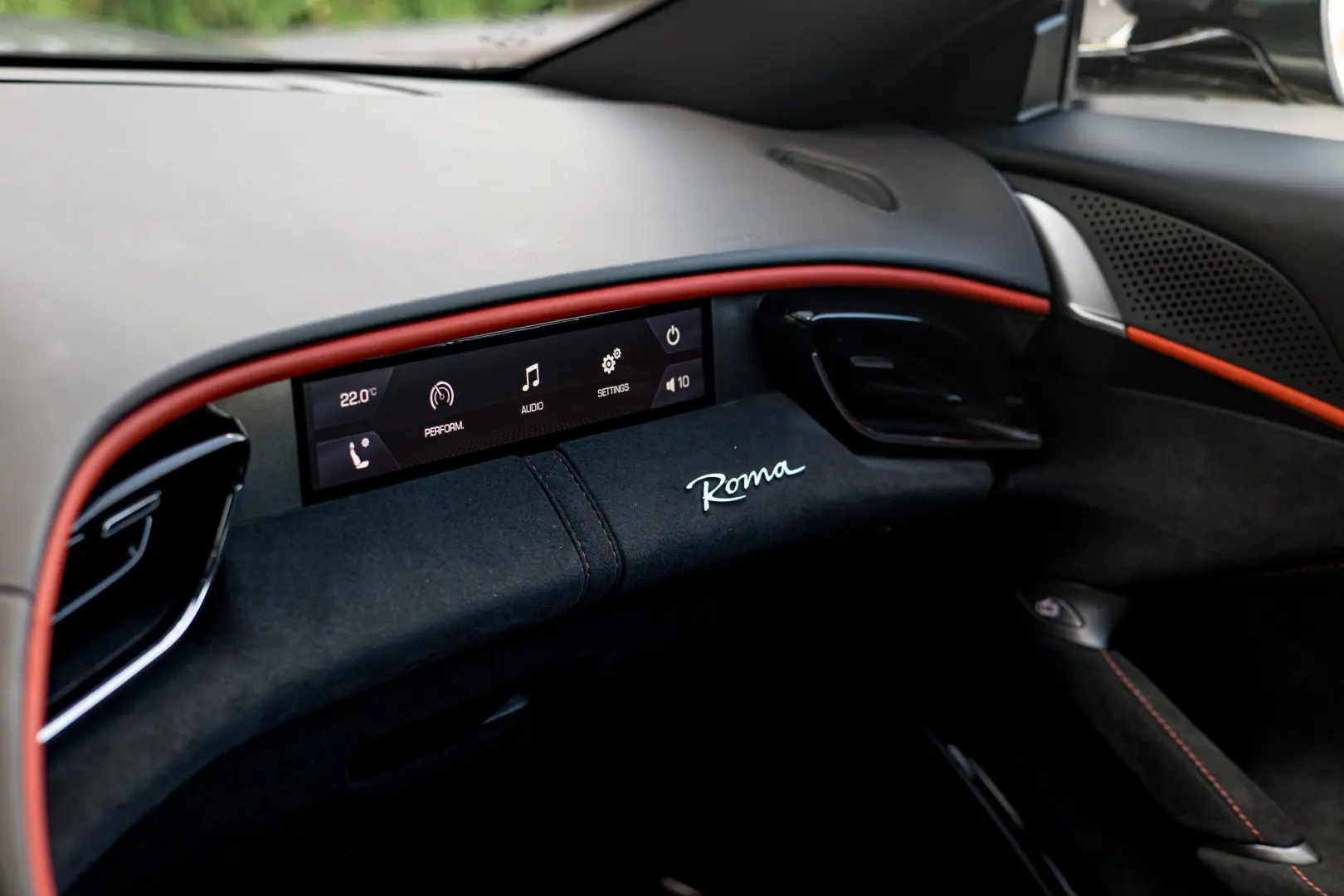 Ferrari Roma 2022 Passanger Display
