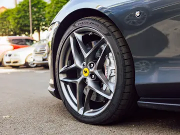 Ferrari Roma 2022 Passanger Display