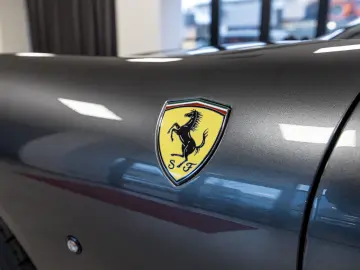 Ferrari Roma 2022 Passanger Display