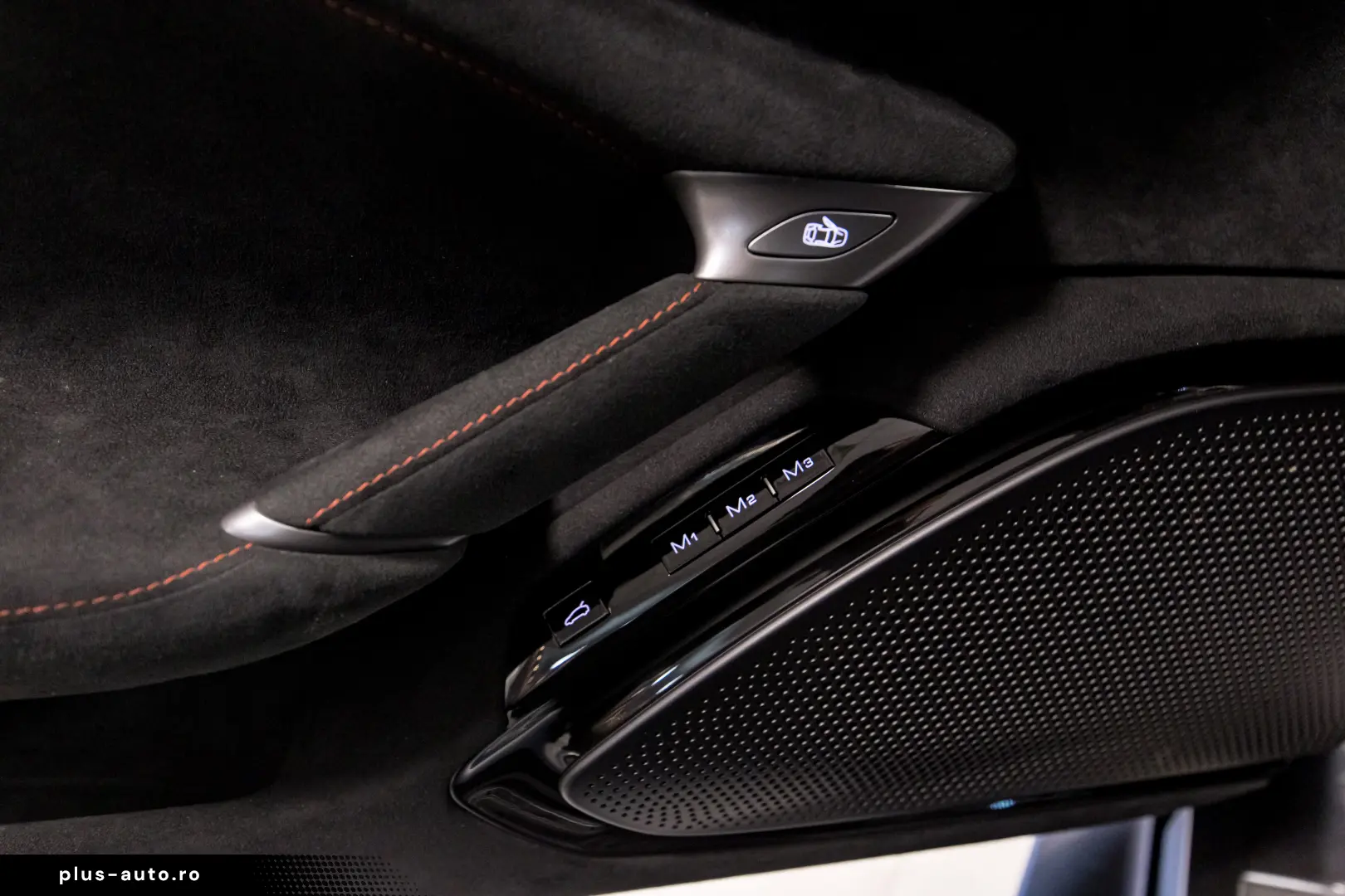 Ferrari Roma 2022 Passanger Display