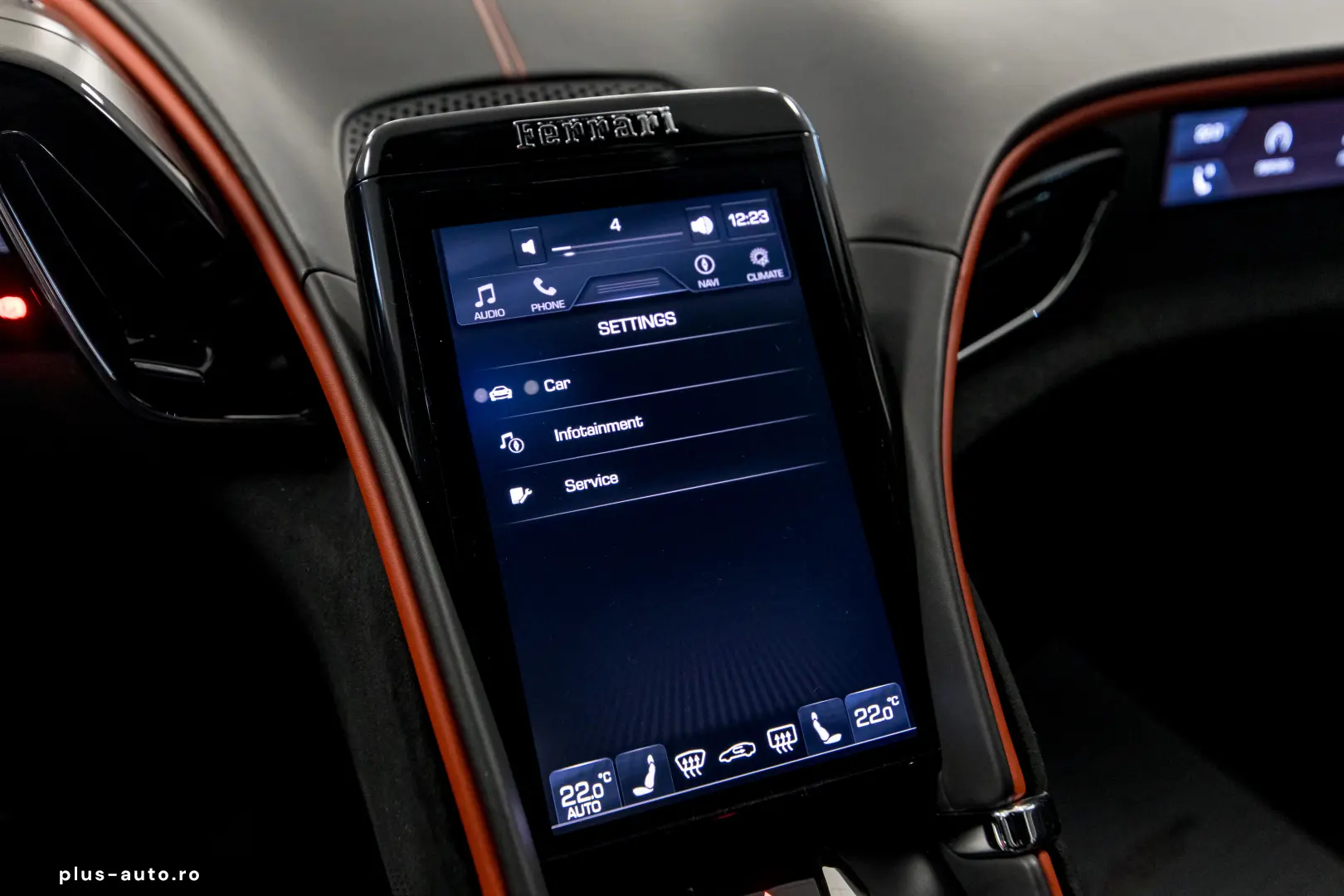 Ferrari Roma 2022 Passanger Display