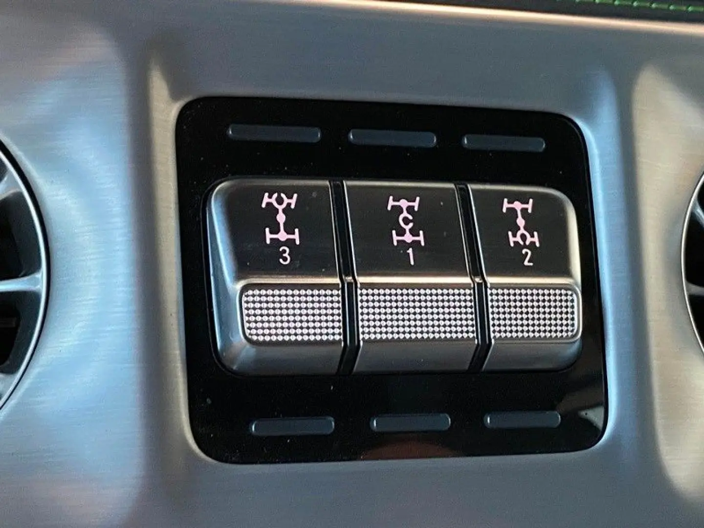 G 63 AMG NightP Carbon Sthz Sbel TV AHK 22