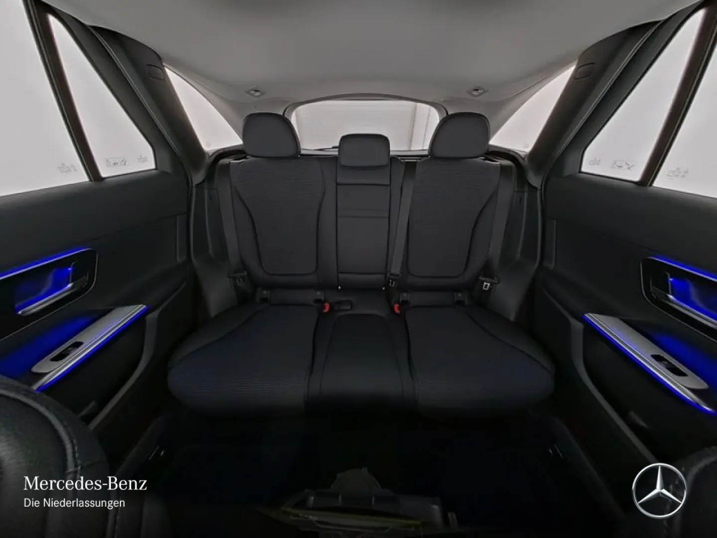 GLC 300 e 4M AVANTGARDE Advanced+/WinterPak/MBUX
