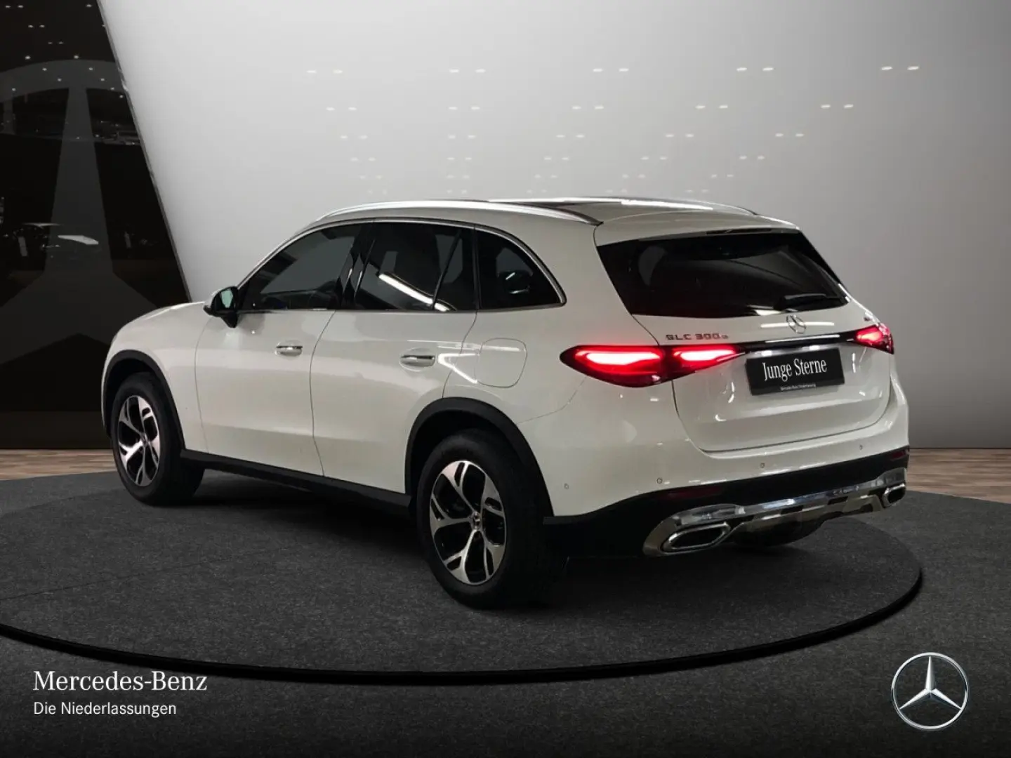 GLC 300 e 4M Avantg. Sitzklima PANO KEYLESS MEMO