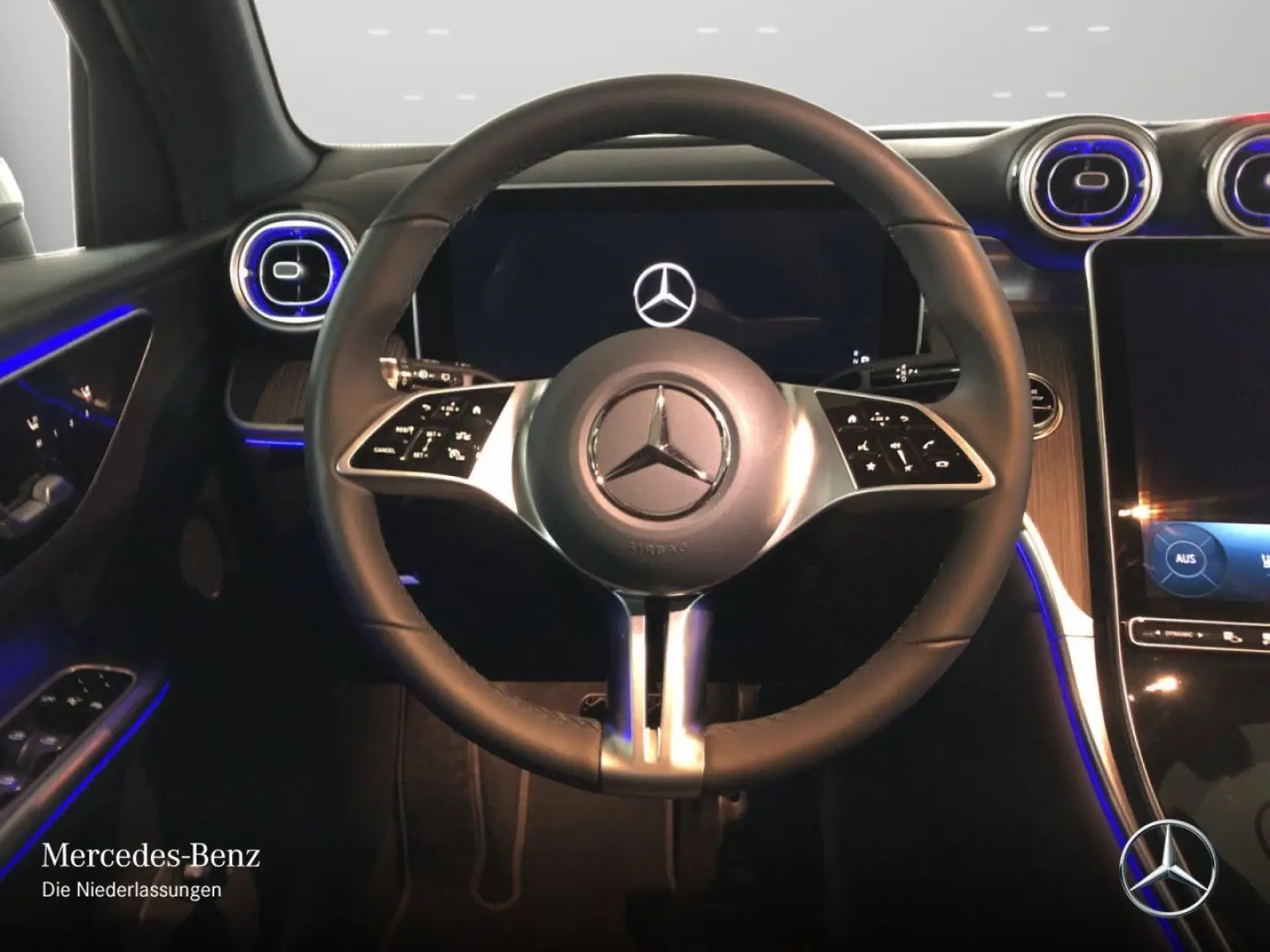 GLC 300 e 4M Avantg. Sitzklima PANO KEYLESS MEMO