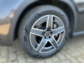 GLC 300 d 4M AMG LED RFK MBUX Distronic Mem.
