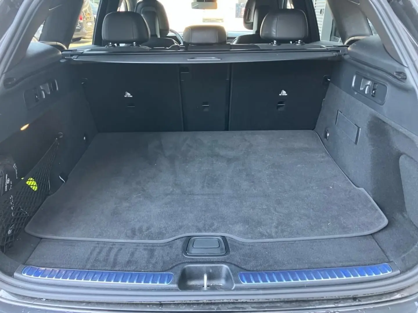 GLC 300 d 4M AMG LED RFK MBUX Distronic Mem.