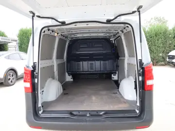 Mercedes-Benz Vito 1.8 L2H1 110CDI 102cp