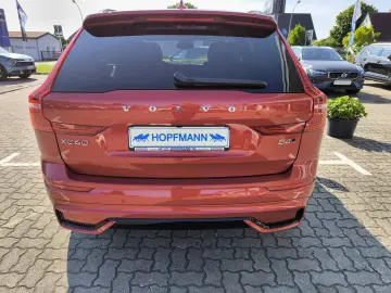 XC60 B4 AWD Plus Dark