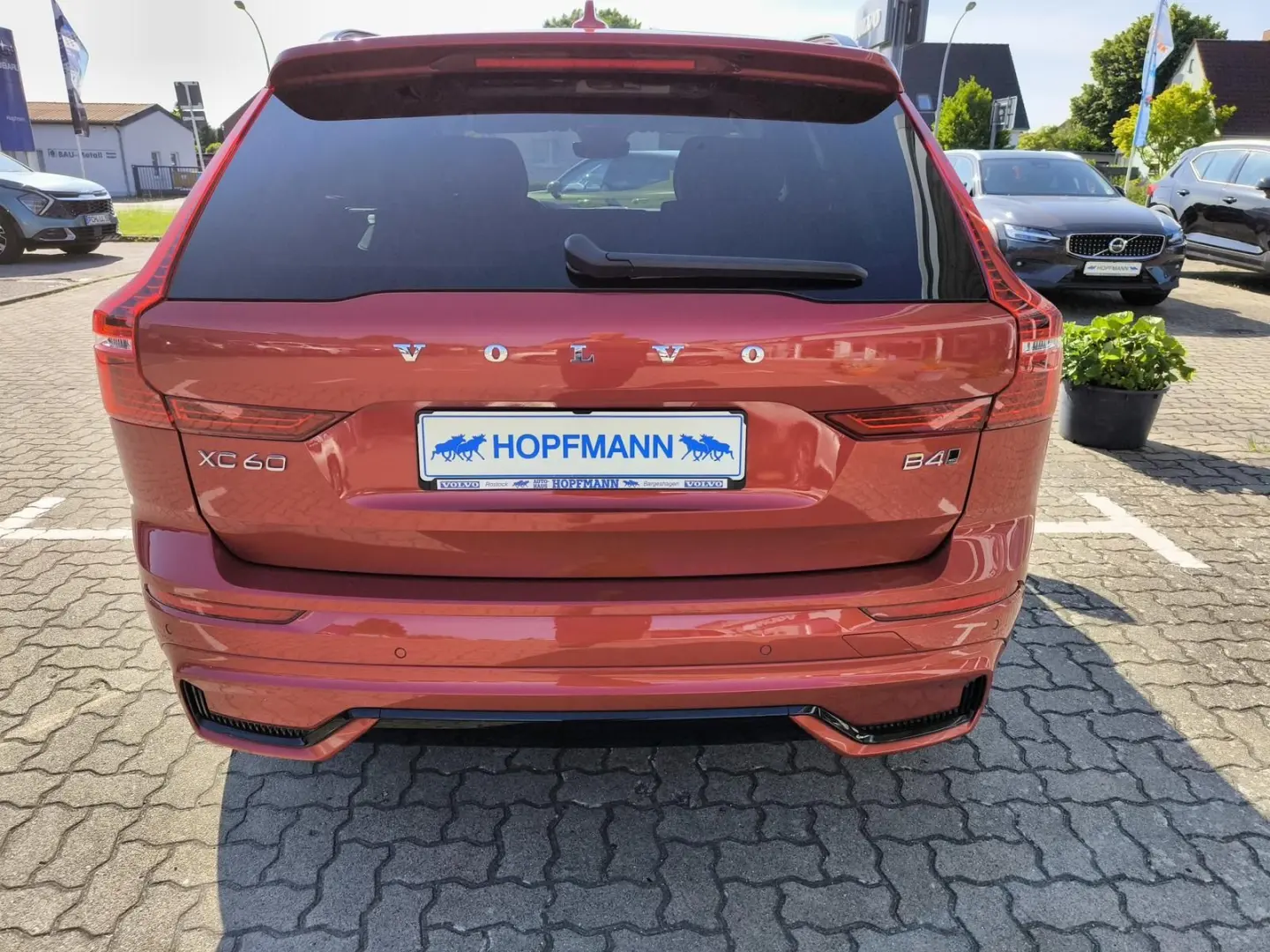XC60 B4 AWD Plus Dark