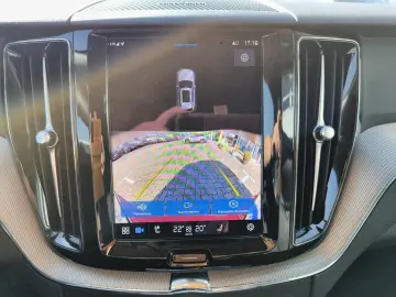 XC60 B4 AWD Plus Dark