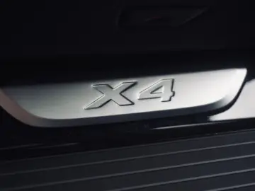 X4 xDrive30i M Sportpaket Head-Up HK HiFi DAB