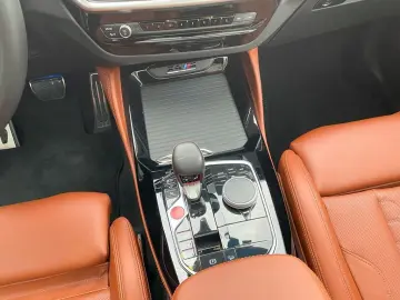 X4 M Comp./21