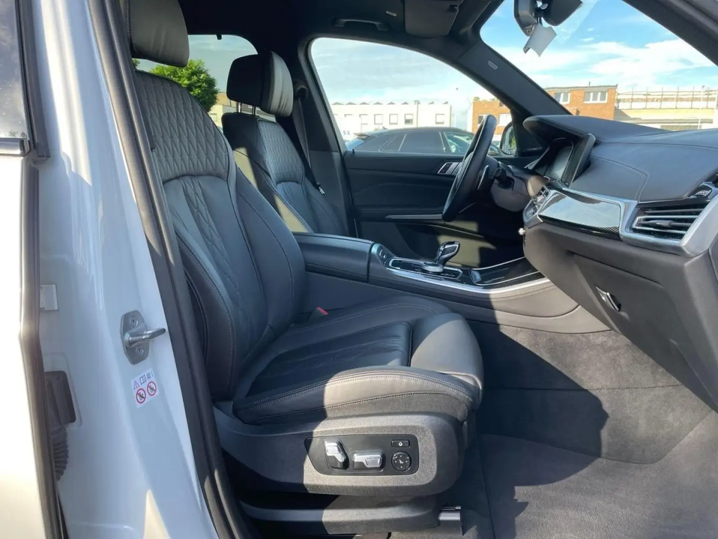 X5 xDRIVE 30d M-SPORTPAKET+AHK+HUD+CARBON+StHZ+2