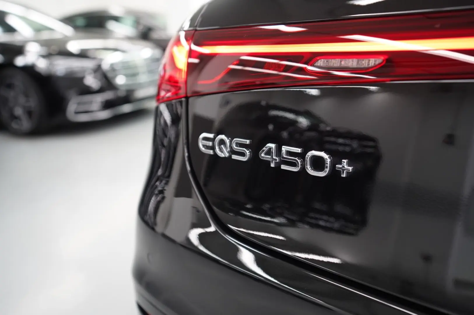 EQS 450+ AMG LINE  PREMIUM - PLUS & NIGHT PAKET