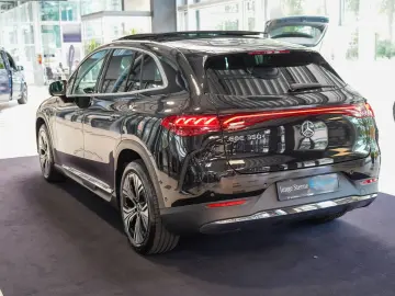 EQE SUV 350+ Electric Art Burmester Pano KEYLESS