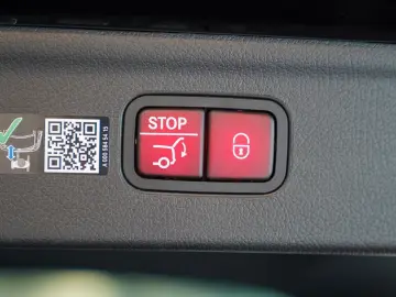 EQE SUV 350+ Electric Art Burmester Pano KEYLESS