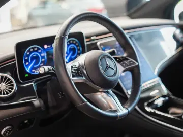 EQE SUV 350+ Electric Art Burmester Pano KEYLESS