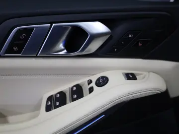 BMW X5 xDrive45e