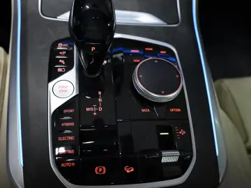 BMW X5 xDrive45e