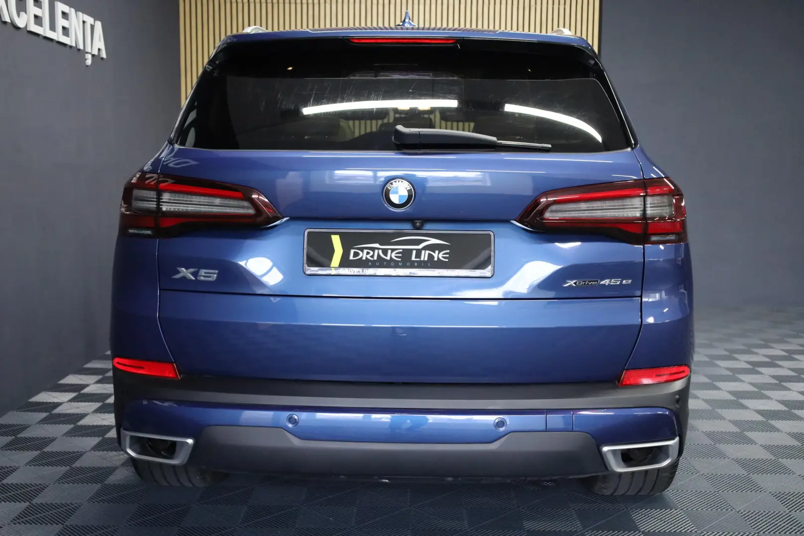 BMW X5 xDrive45e