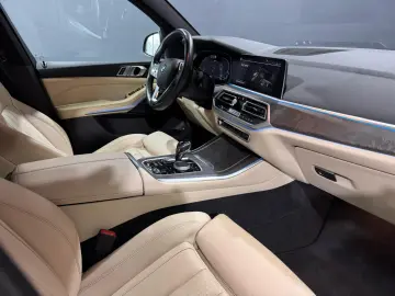 BMW X5 xDrive45e