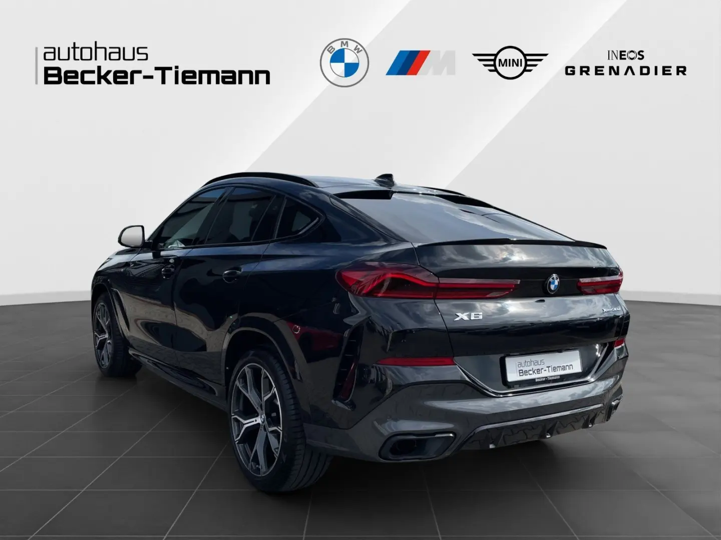 X6 xDrive30d M Sport/IconicGlow/Parking/Head-Up/