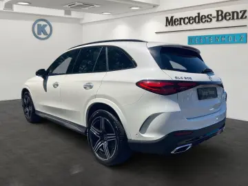 GLC 300 4M LEDER+AMG+AHK+AIRMATIC+HEADUP+360°