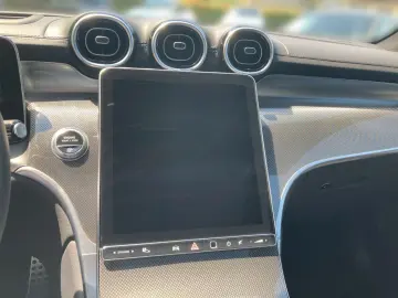 GLC 300 4M LEDER+AMG+AHK+AIRMATIC+HEADUP+360°